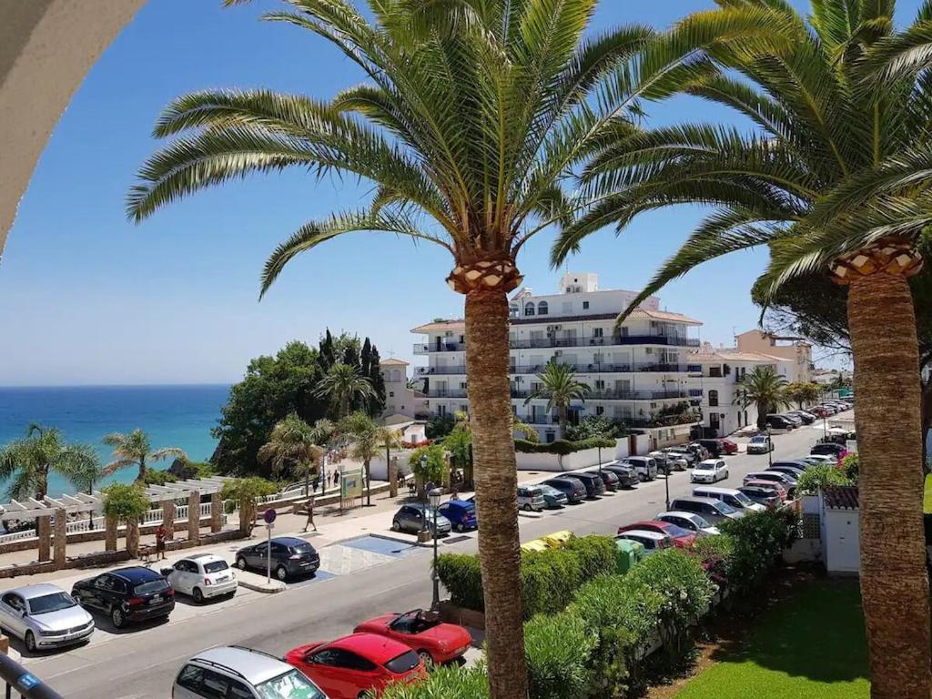 נרחה Edificio Verdemar - Stunning 1 Bed Apartment With Pool & Sea Views מראה חיצוני תמונה